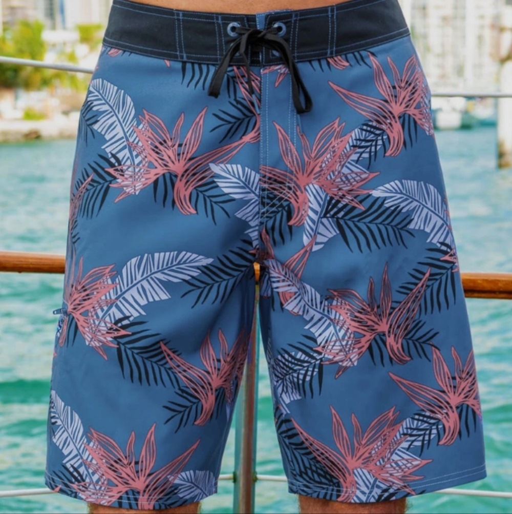 Crazy Shirts Keanu Tribal Slate Blue Eco HydroPrint Board Shorts Size 33 NWT